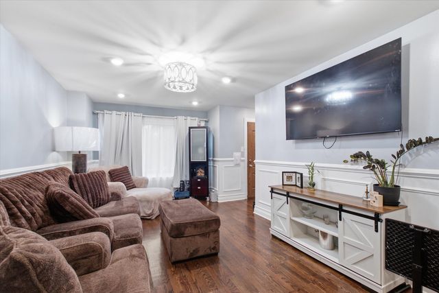 4041 W 56th Street, Chicago, IL 60629