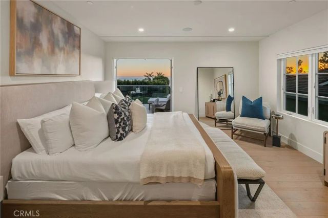 1371 N Coast Highway, Laguna Beach, CA 92651