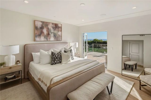 1371 N Coast Highway, Laguna Beach, CA 92651