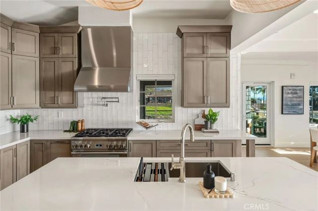 1371 N Coast Highway, Laguna Beach, CA 92651