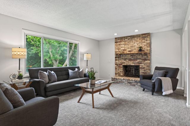 4750 Orleans Lane N, Plymouth, MN 55442