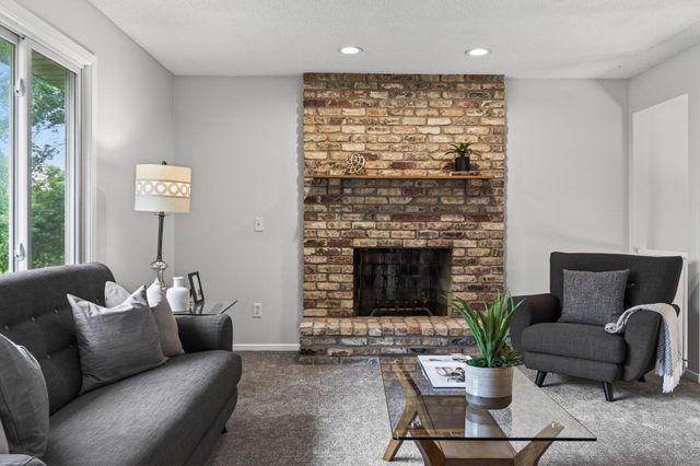 4750 Orleans Lane N, Plymouth, MN 55442