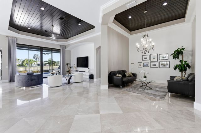 345 Vizcaya Drive, Palm Beach Gardens, FL 33418