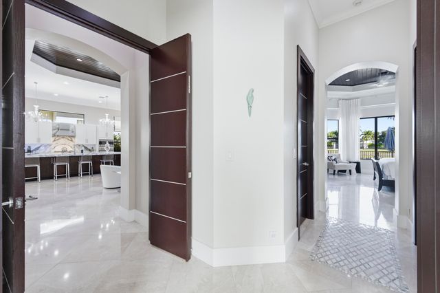 345 Vizcaya Drive, Palm Beach Gardens, FL 33418