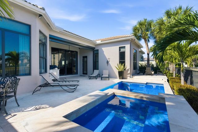 345 Vizcaya Drive, Palm Beach Gardens, FL 33418