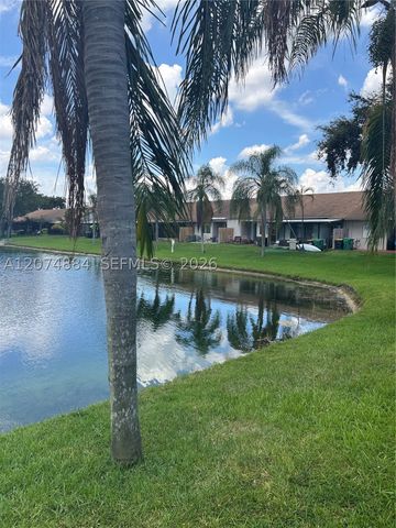 5587 Park Rd 5587, Dania Beach, FL 33312