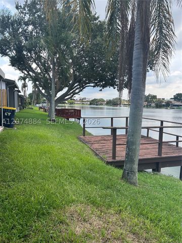 5587 Park Rd 5587, Dania Beach, FL 33312