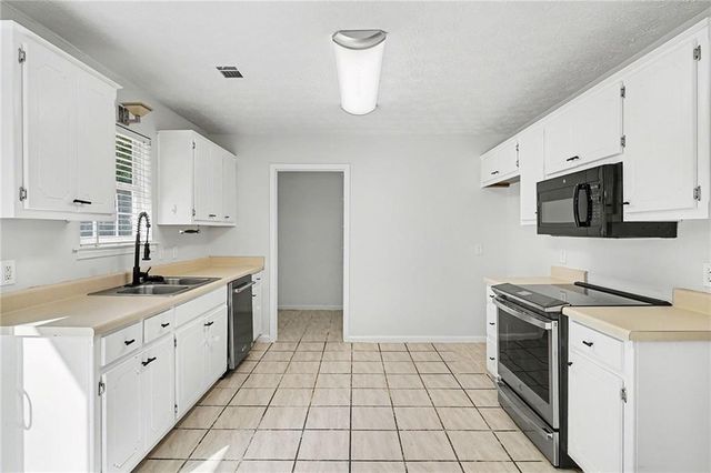 65 Belmont Circle, Covington, GA 30016