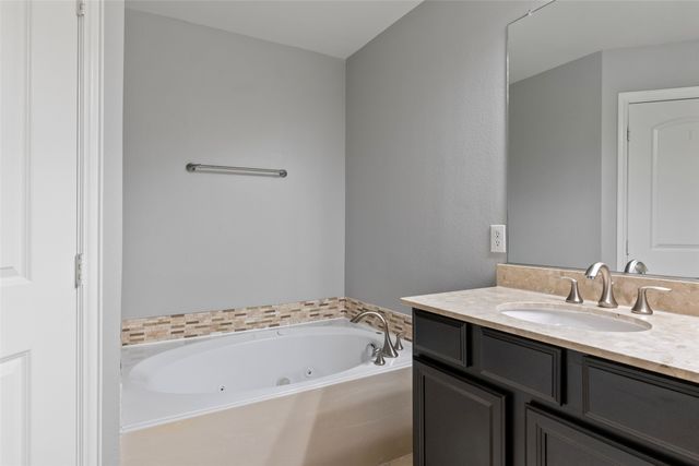 406 Hamilton Street, Lewisville, TX 75067