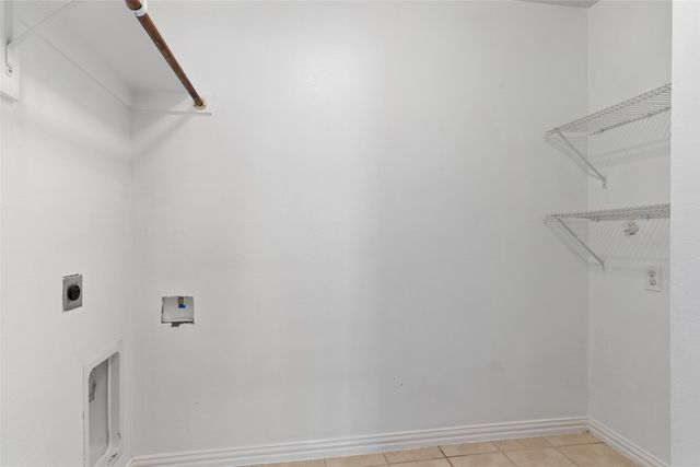 406 Hamilton Street, Lewisville, TX 75067