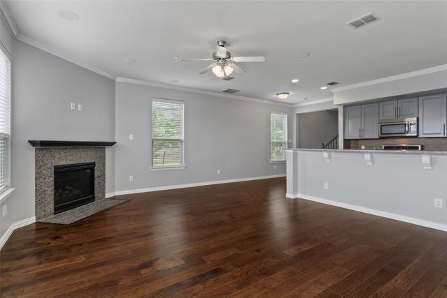 406 Hamilton Street, Lewisville, TX 75067