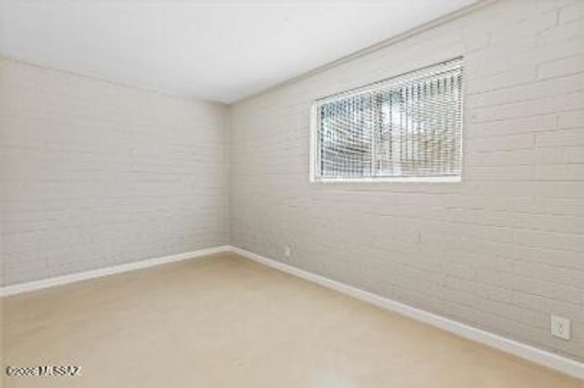 3317 N Howard Boulevard, Tucson, AZ 85716