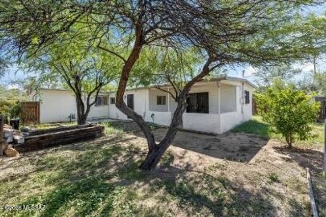 3317 N Howard Boulevard, Tucson, AZ 85716