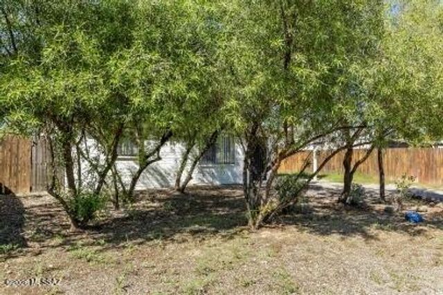 3317 N Howard Boulevard, Tucson, AZ 85716