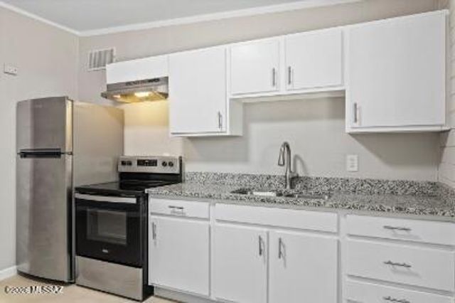 3317 N Howard Boulevard, Tucson, AZ 85716