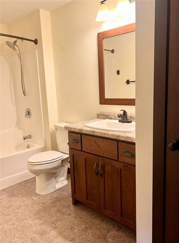 6187 Aspen Meadow Court, Eau Claire, WI 54703