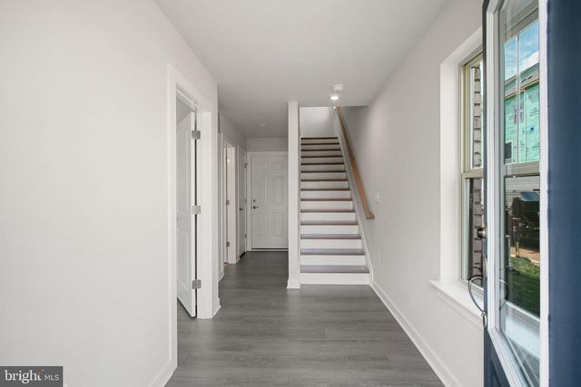 3811 SHALE RIDGE RD, Woodbridge, VA 22193
