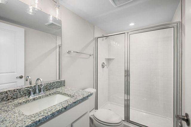3811 SHALE RIDGE RD, Woodbridge, VA 22193