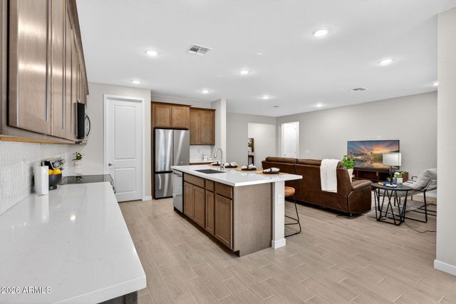 7333 E PURPLE PRAIRIE Drive, San Tan Valley, AZ 85143