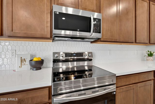 7333 E PURPLE PRAIRIE Drive, San Tan Valley, AZ 85143