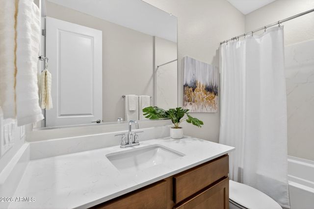 7333 E PURPLE PRAIRIE Drive, San Tan Valley, AZ 85143