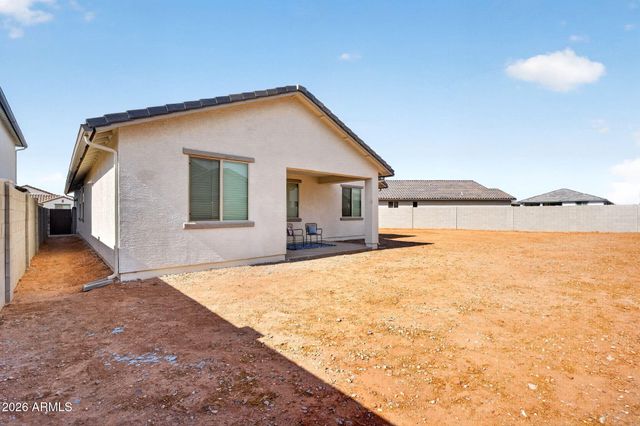 7333 E PURPLE PRAIRIE Drive, San Tan Valley, AZ 85143