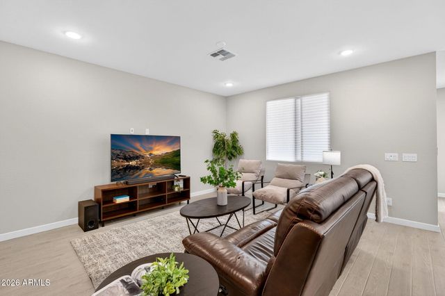 7333 E PURPLE PRAIRIE Drive, San Tan Valley, AZ 85143