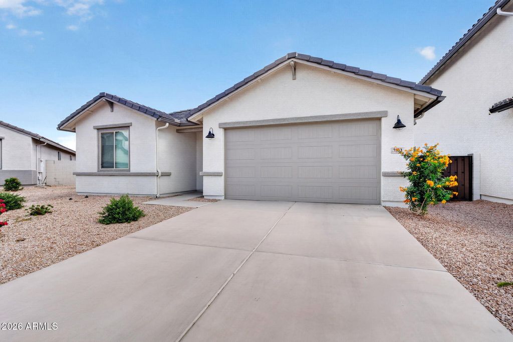 Image 83 of property listing at 7333 E PURPLE PRAIRIE Drive, San Tan Valley, AZ 85143