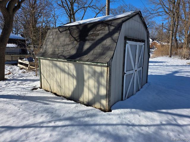 270 W 4th Street, Imlay City, MI 48444