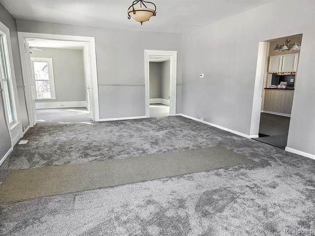 270 W 4th Street, Imlay City, MI 48444