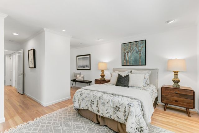 141 Clunie Dr, Sacramento, CA 95864