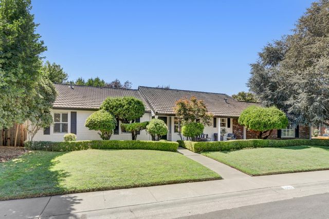 141 Clunie Dr, Sacramento, CA 95864