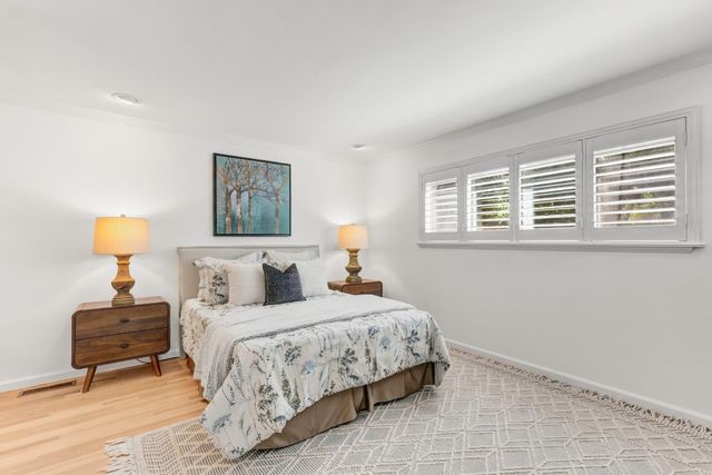 141 Clunie Dr, Sacramento, CA 95864