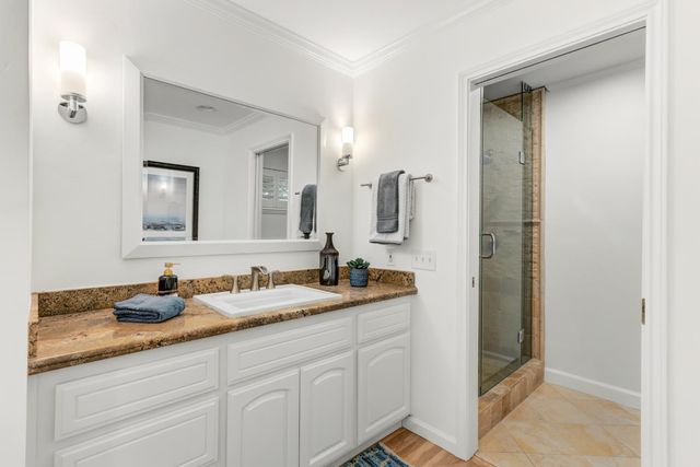 141 Clunie Dr, Sacramento, CA 95864