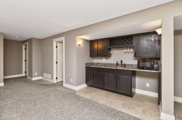 1910 NE 17th Street, Ankeny, IA 50021