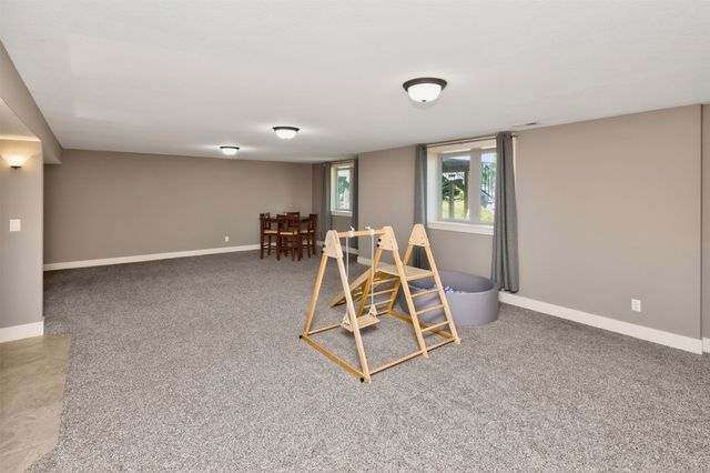 1910 NE 17th Street, Ankeny, IA 50021