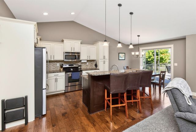1910 NE 17th Street, Ankeny, IA 50021
