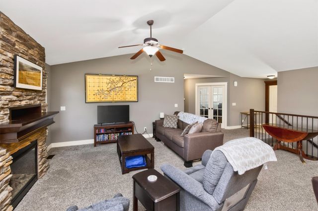 1910 NE 17th Street, Ankeny, IA 50021