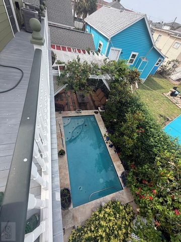 1509 14th Street, Galveston, TX 77550