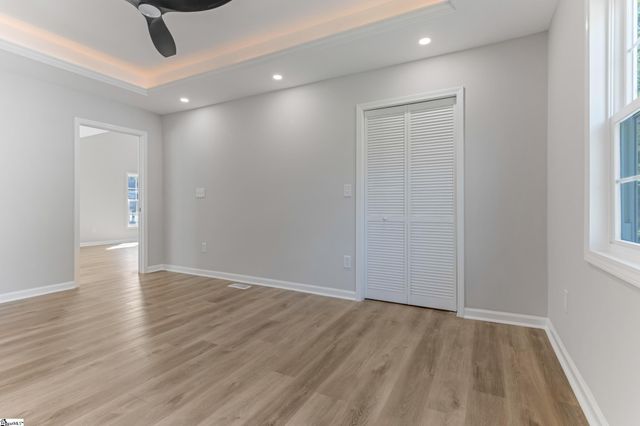 18 Hatch Street, Greenville, SC 29611