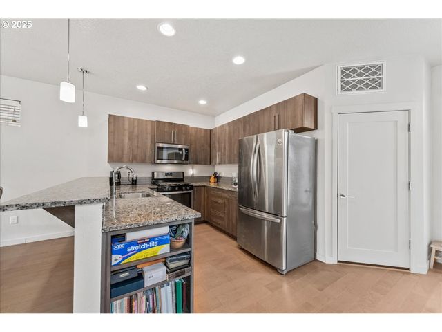 4955 Sw ROSSI Ter, Beaverton, OR 97005