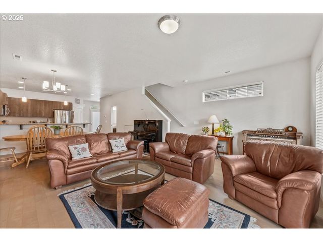4955 Sw ROSSI Ter, Beaverton, OR 97005