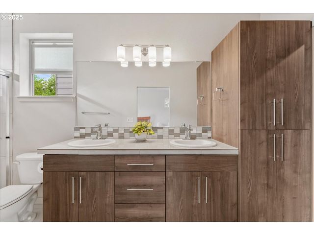 4955 Sw ROSSI Ter, Beaverton, OR 97005