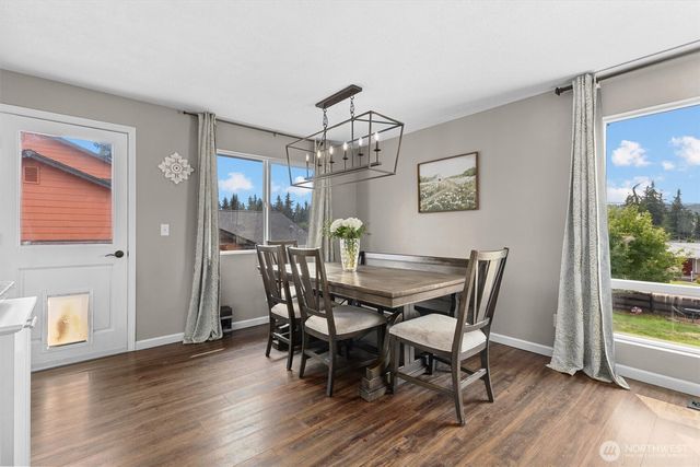 230 Heather Drive, Camano Island, WA 98282