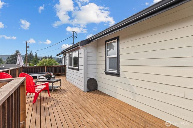 230 Heather Drive, Camano Island, WA 98282