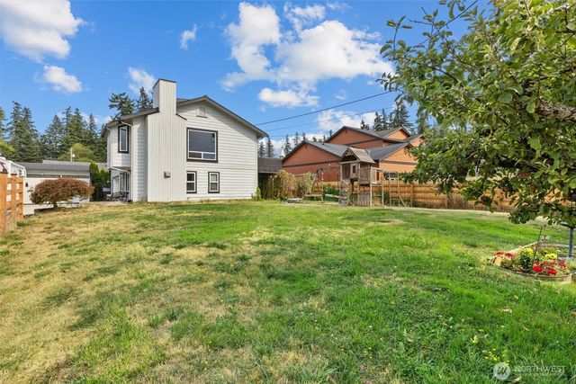 230 Heather Drive, Camano Island, WA 98282