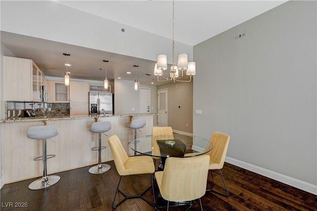 150 Las Vegas Boulevard 1811, Las Vegas, NV 89101