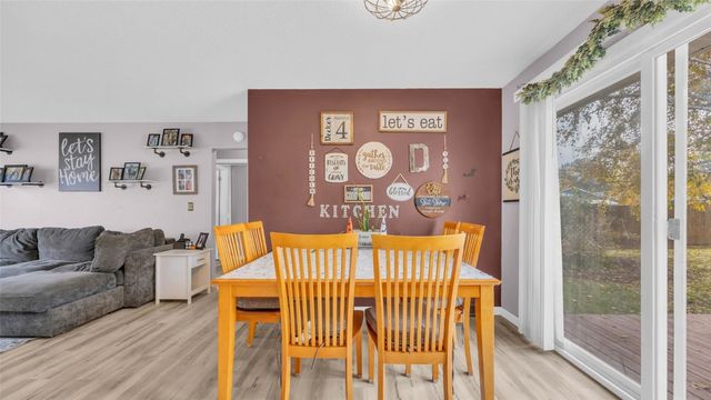 218 Riverview Drive, Vinton, IA 52349