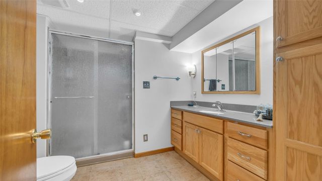 218 Riverview Drive, Vinton, IA 52349