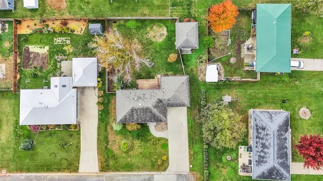 218 Riverview Drive, Vinton, IA 52349